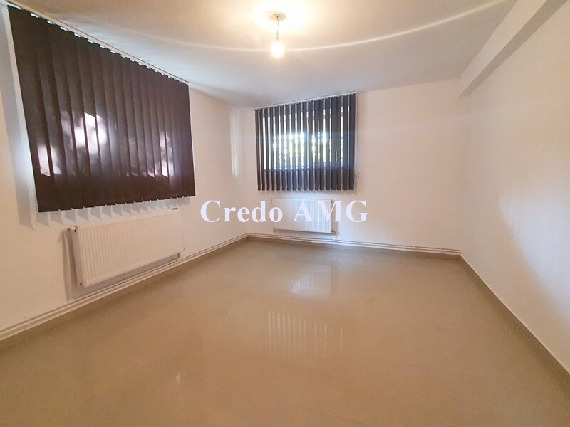 Calea Calarasilor, Piata Sfantul Stefan, apartament vila.