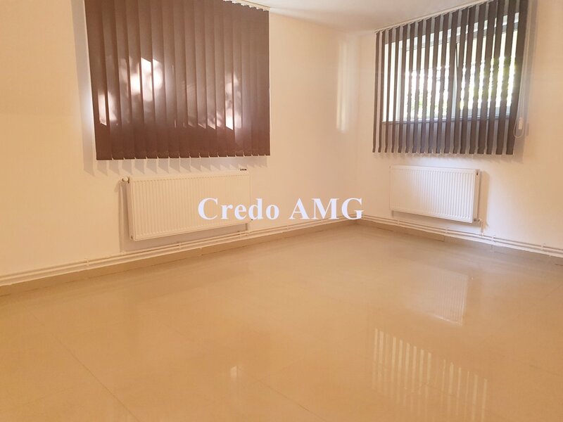 Calea Calarasilor, Piata Sfantul Stefan, apartament vila.